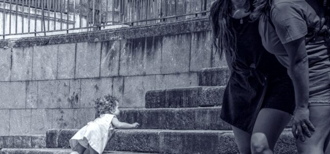 Figuras a la manera de Oporto [Fotografías] – II – Josefina Martos Peregrín
