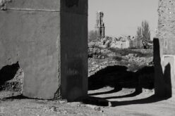 La Historia es un plato que se degusta frío / Belchite [Fotografías] – Primera serie – III – Josefina Martos Peregrín
