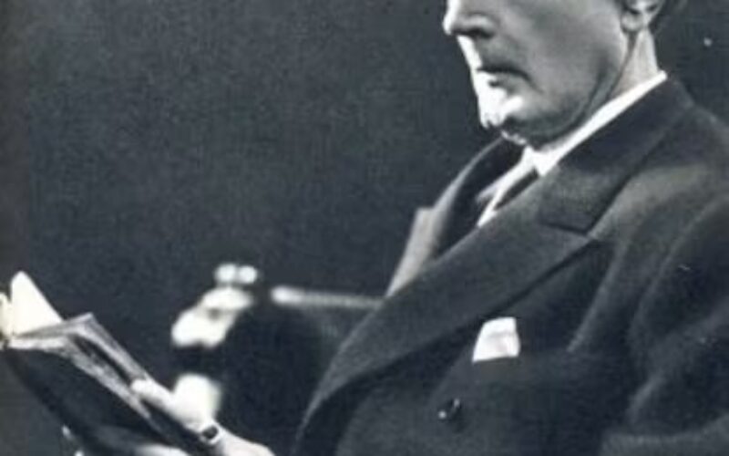 Un Azorín perplejo – José Biedma López
