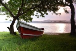 La canoa – I – Un relato de Zhang Guang Hui en chino mandarín y español