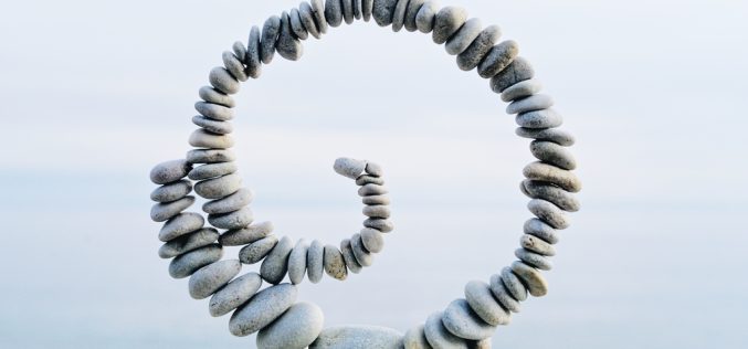 Pensar en espiral – Luis Roca Jusmet