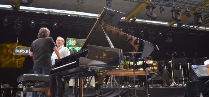Homenaje a Iñaki Añua, «inventor» del Festival de Jazz de Vitoria /  Gasteizko  Jazzaldia / Vitoria – Gazteiz Jazz Festival – VII / «Ai du no spik inglis, col yu ar for oclok?» – Un recuerdo de Elena Ugarte