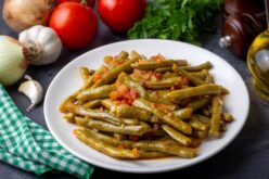 Un plato de judías verdes – Un poema de Rafael Guardiola Iranzo