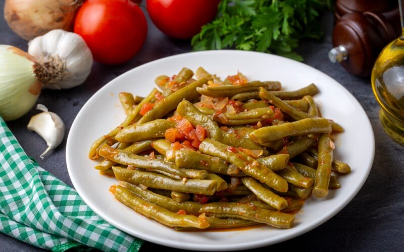 Un plato de judías verdes – Un poema de Rafael Guardiola Iranzo