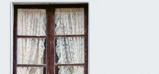 El don de la revelación – A propósito de «La casa de los encajes tristes», de Antonio Costa Gómez – Darío Méndez Salcedo