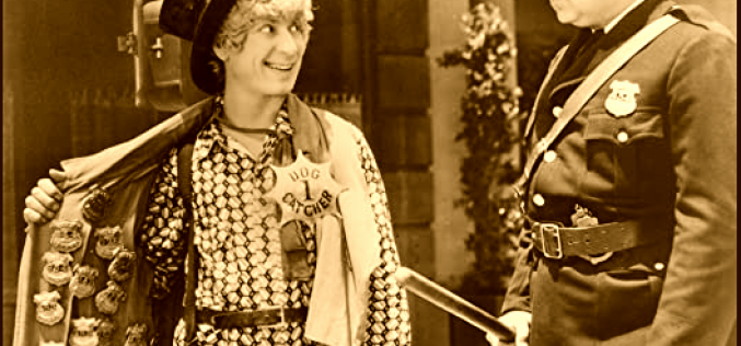 El gabán de Harpo Marx – La alpaca y su circunstancia – Una sinfonía de sonidos dislocados de Rafael Guardiola Iranzo